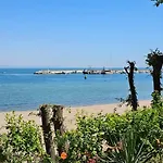 Porto Beachfront Apartamento Chernomorets