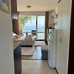 Porto Beachfront דירה