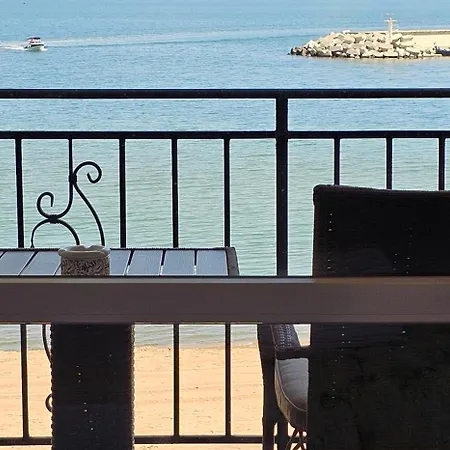 Porto Chernomoretz Apartment *